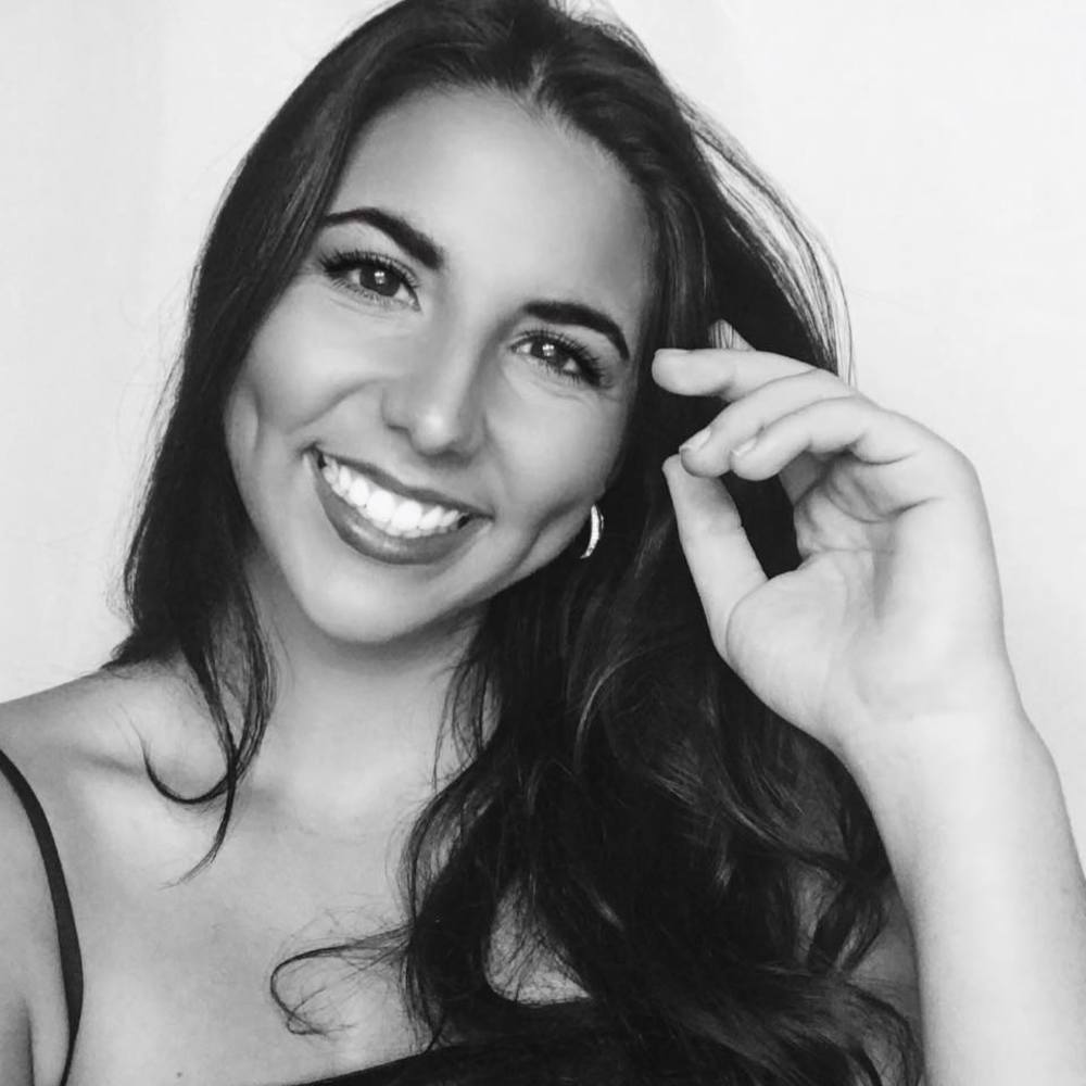 Meet your Posher, Caitlin